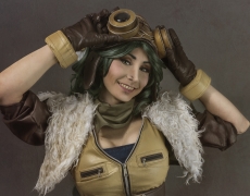 Aviator Irelia Cosplay 4